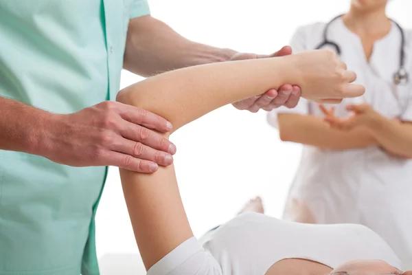 Find the Best Orthopedic Surgeon Orland Park Today
